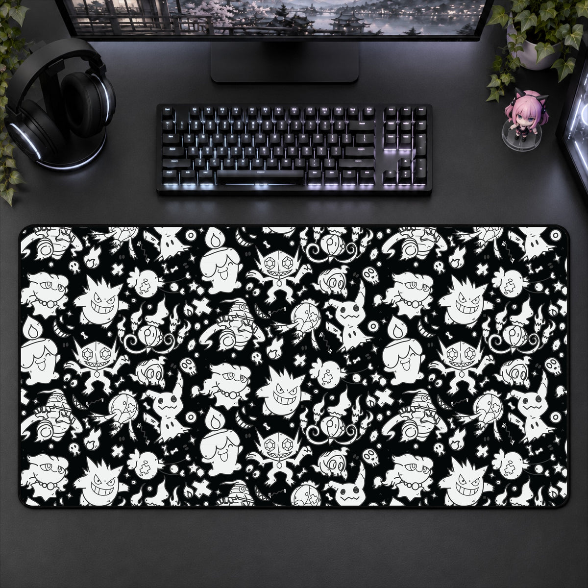 Ghost Pattern Desk Mat